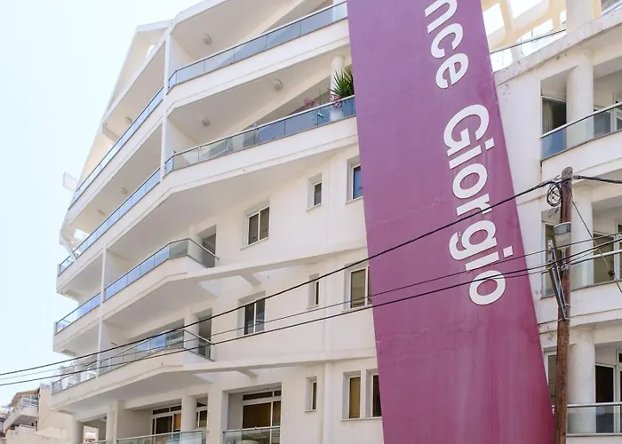 Appartamento Giorgio Downtown 2 Bedroom *