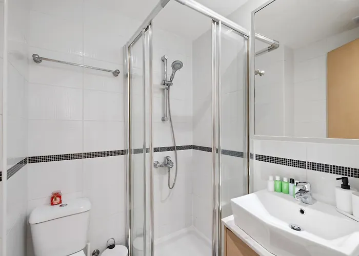 Giorgio Downtown 2 Bedroom Apartment *